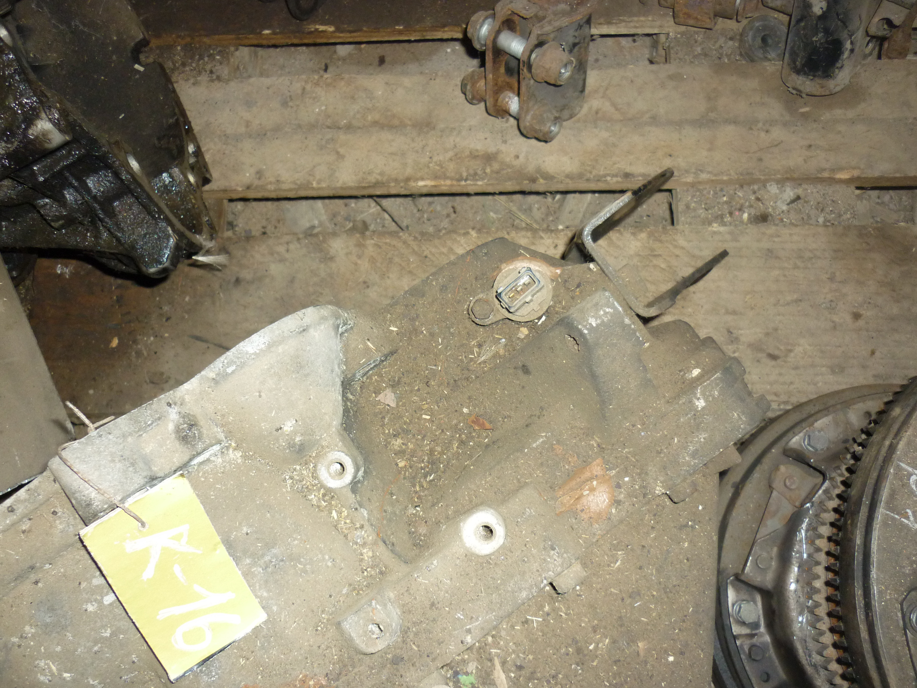 КПП MITSUBISHI Carisma 1998 год 1.6-1.8