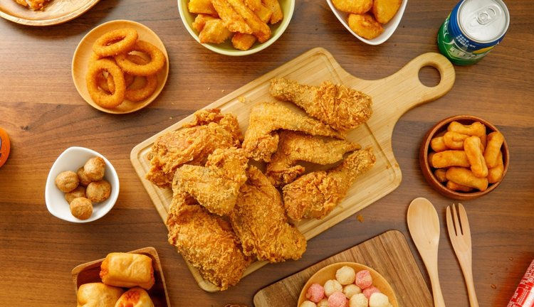 Get in touch with Fat Daddy Fried Chicken USA team.