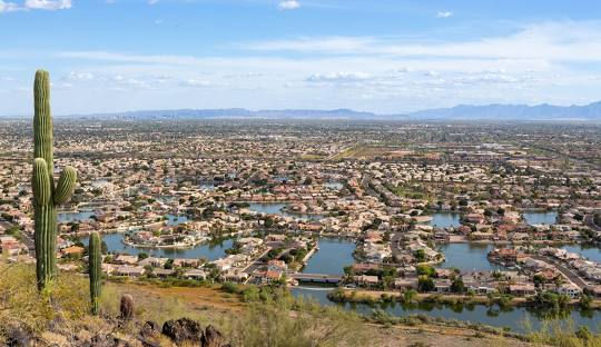 Fat Daddy Fried Chicken Glendale, Arizona storefront and sign