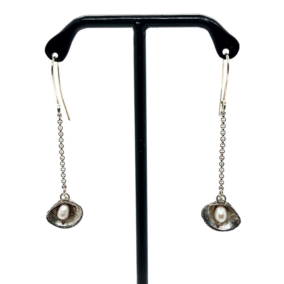 Thumbnail: CHAIN DROP SHELL w PEARL EARRINGS