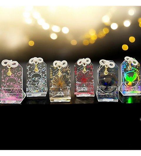 ChieArt 作品「宇宙神」名刺サイズ（持ち歩き用、御守り） 宇宙金箔御守-霊峰守り- | 1㈱Space Concierge