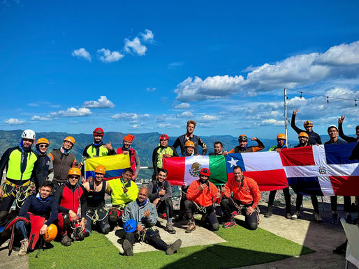 Curso de Alto nivel en Canyoning, dictado por la asociación colombiana de canyoning.