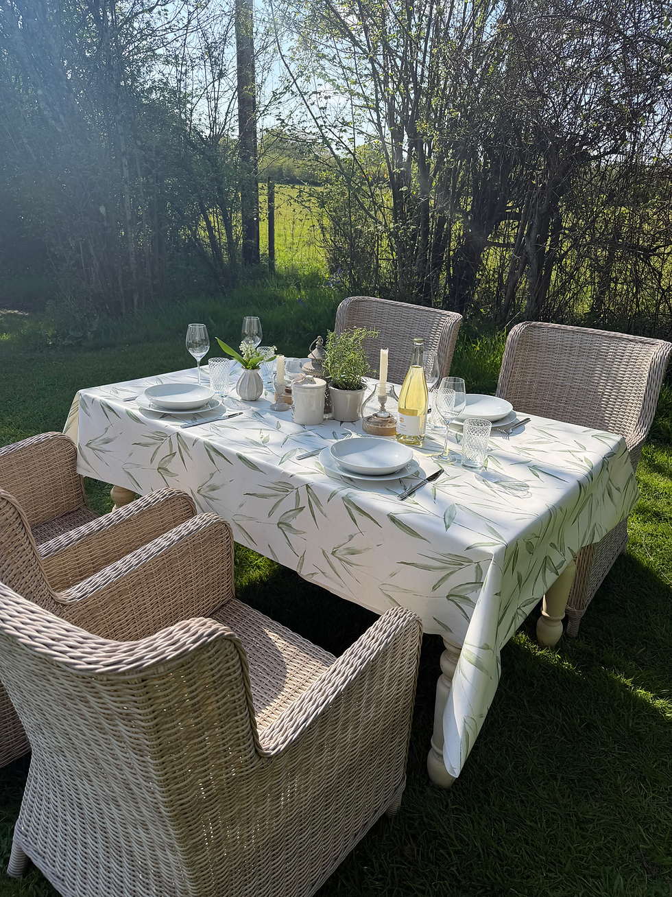 Thumbnail: Bamboo tablecloth with parasol hole