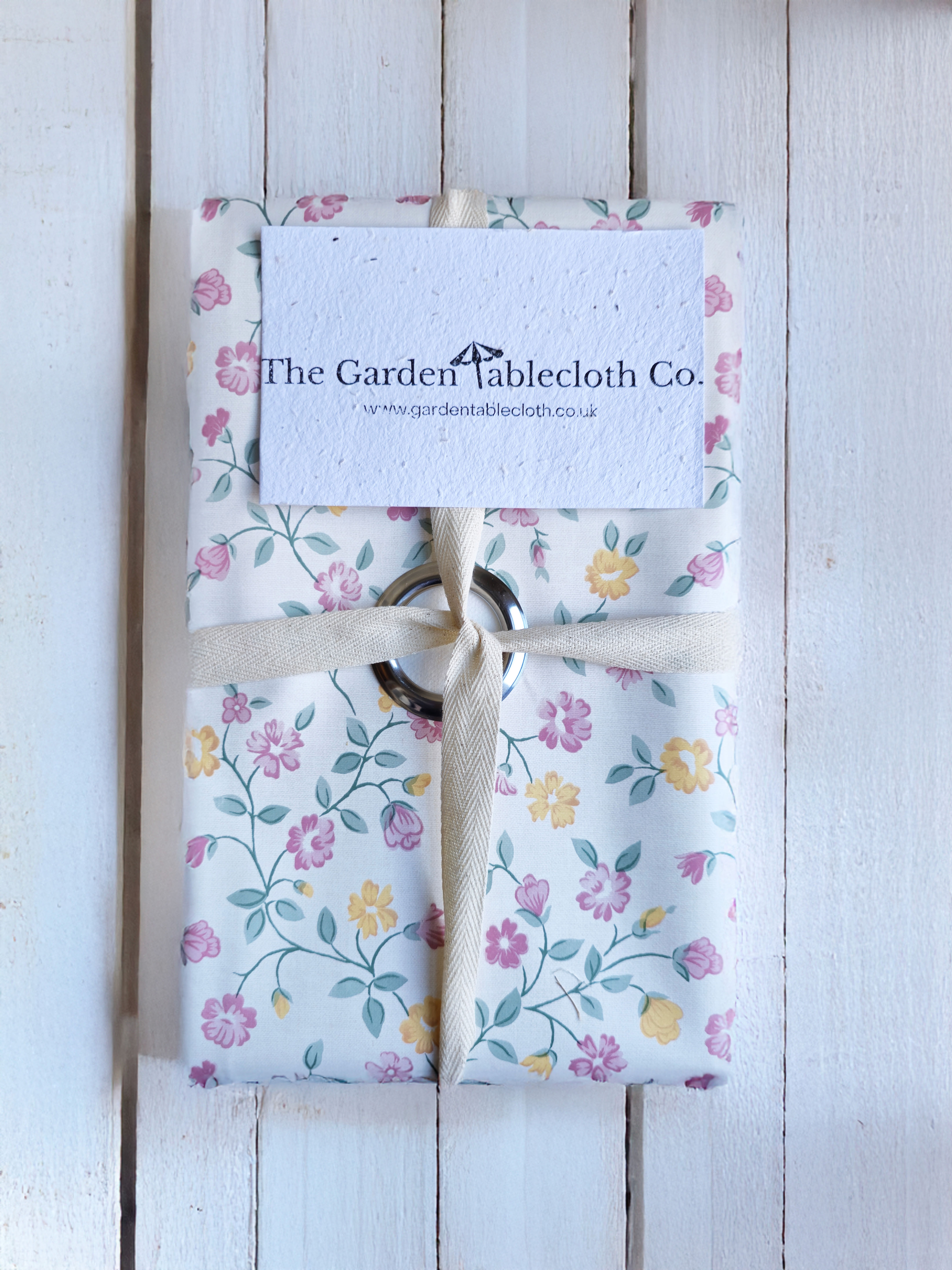 Main image of Cottage Garden Outdoor tablecloth with parasol hole
