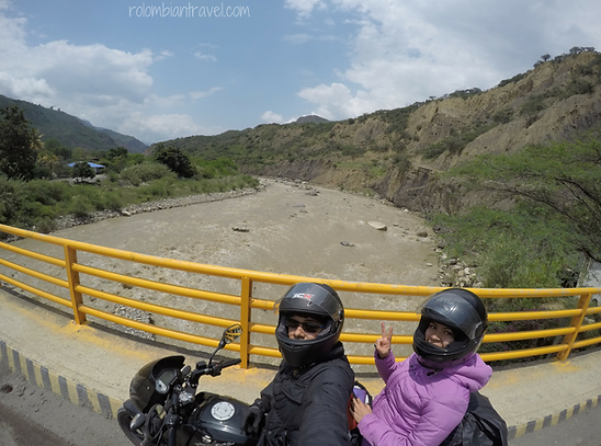 puente pinzon sobre el rio chicamocha despues de soata