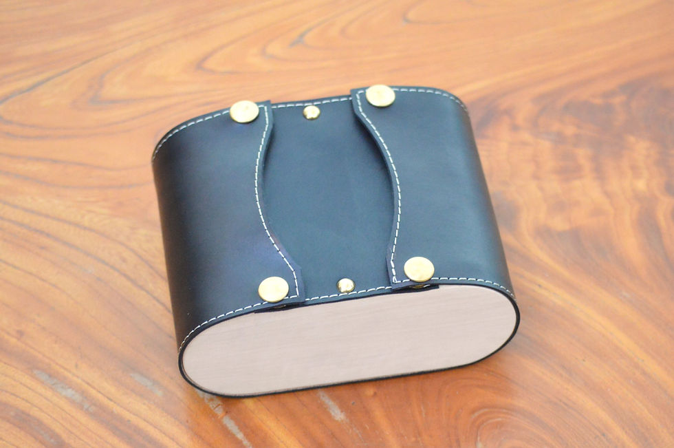 Thumbnail: I-2 half size tissue case