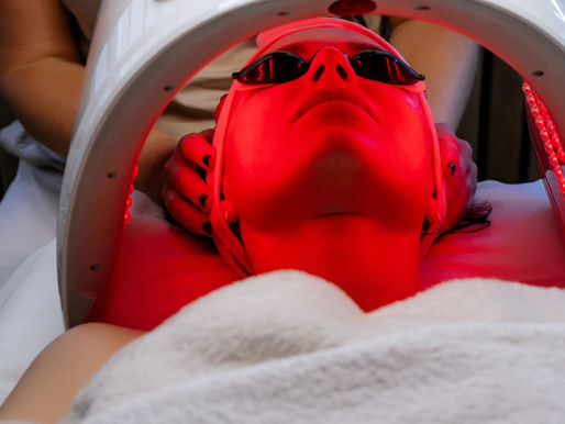 AcuLuma Light Therapy: Enhancing Cosmetic Acupuncture with Targeted Light Frequencies