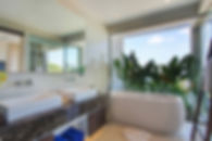 15.Ensuited Bathroom 3.jpg