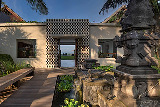 25. Seseh Beach Villa II - View through