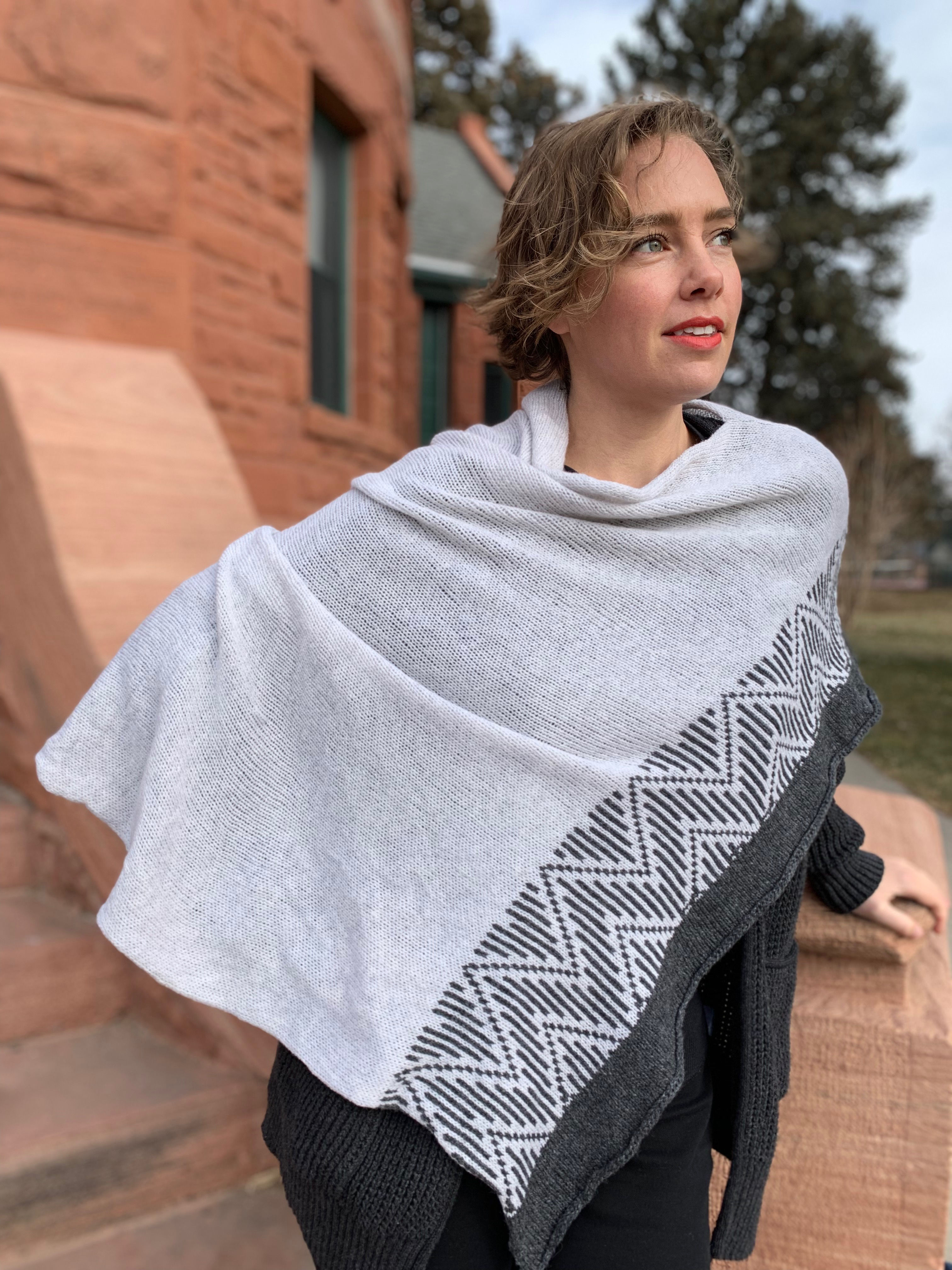 Park Poncho in Stone