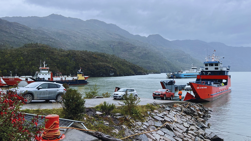 Caleta Yungay | Chile | Ferry Patagonia