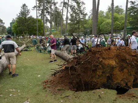 Masters delays could result in a rare Monday finish, the first since 1983