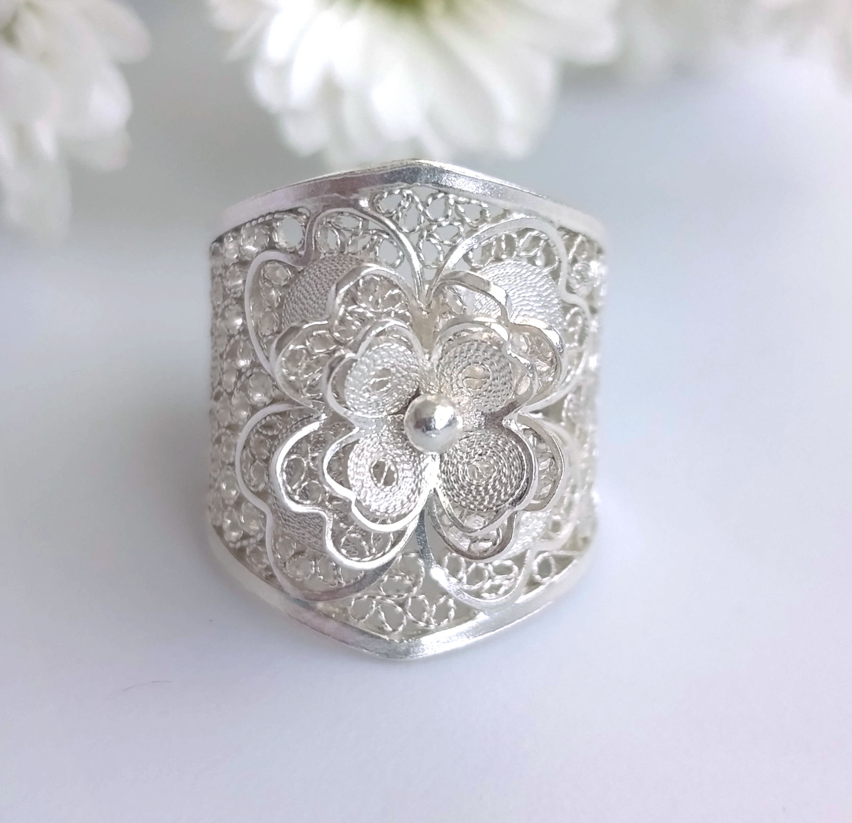 Flor Nacimiento  — Anillo