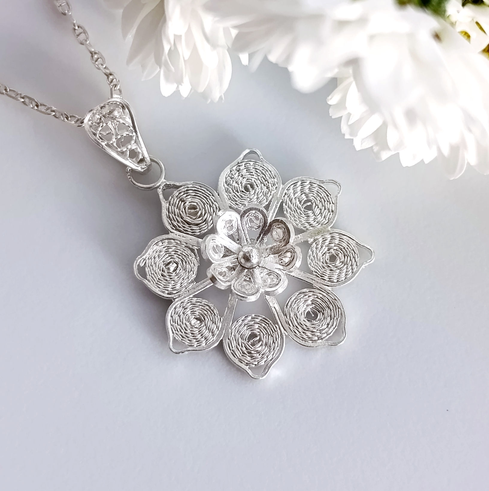 Colgante Flor Radiante