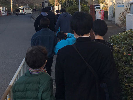 2月28日☀️今日の誕生色『オリーブグリーン』