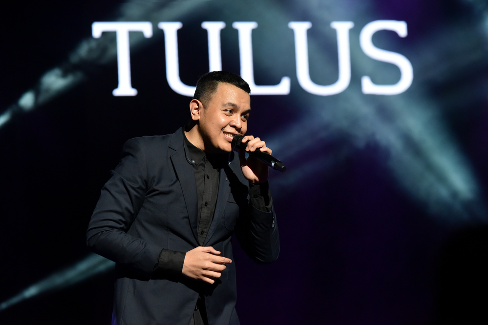 Lirik Lagu Tulus Kisah Sebentar – Dalam