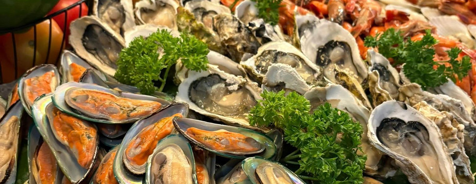 Santa Grand Signature KL Tawar Bufet Krismas Gaya Peranakan