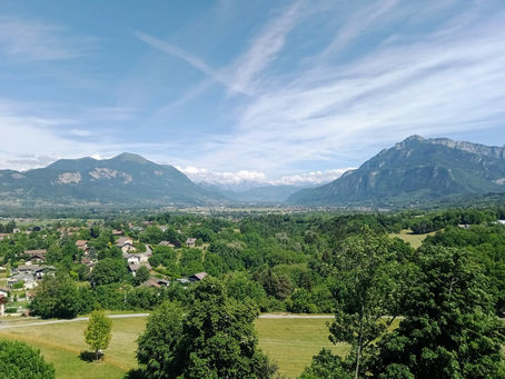 Pourquoi la Vallée de l’Arve est la destination idéale pour un séjour Airbnb réussi
