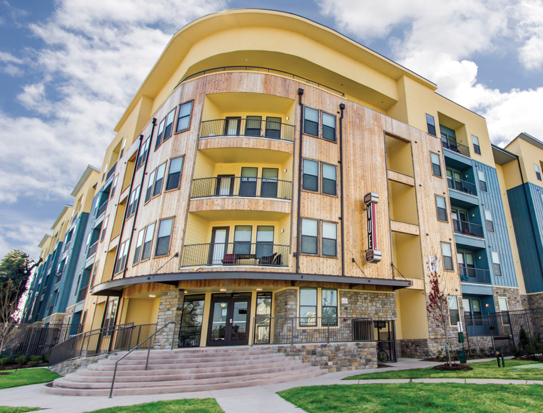 THE VUE ON MACGREGOR SL STRAND