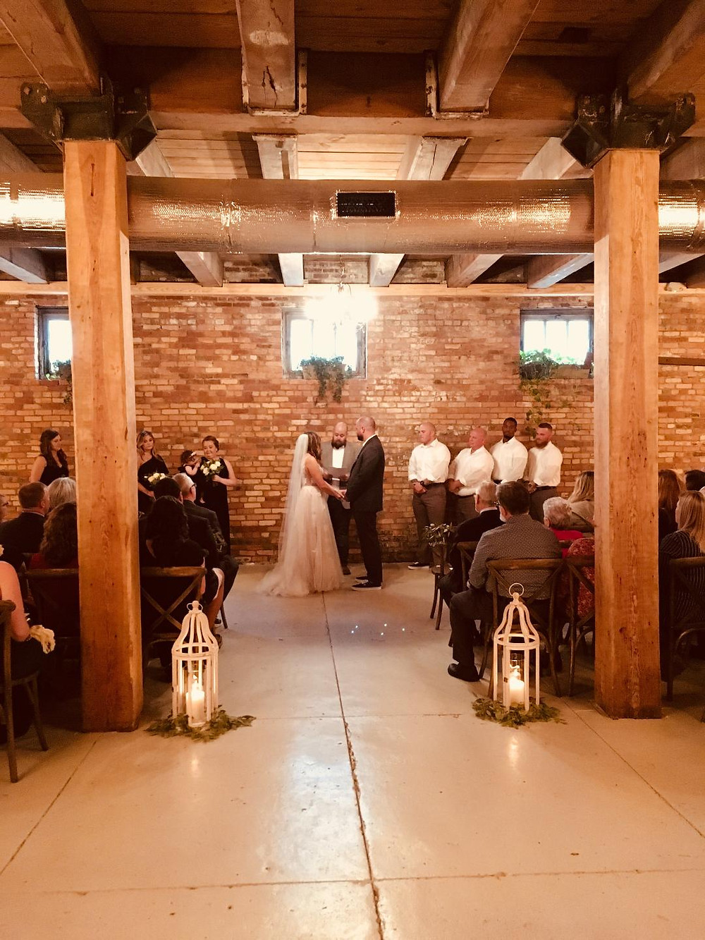 Bride and Groom say their vows in downtown Wilmington wedding venue