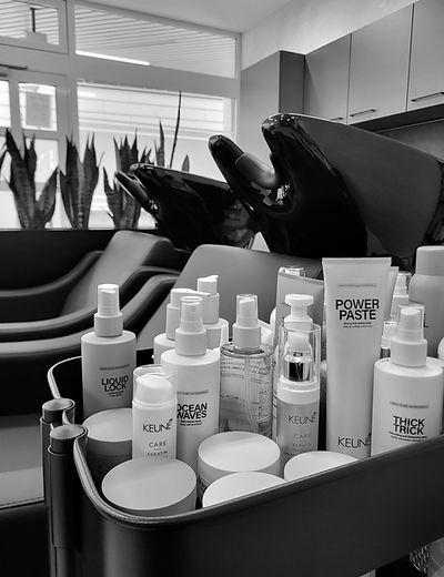 LM-Hairlounge_Produkte_sw.jpg