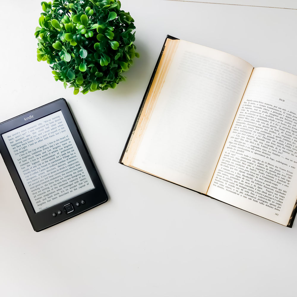 Ebook ou Livro? Saiba tudo o que você precisa antes de tomar essa decisão.