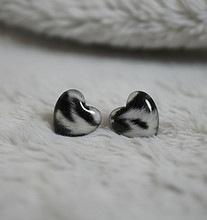herz ohrring mit fell | tierhaarschmuck schweiz