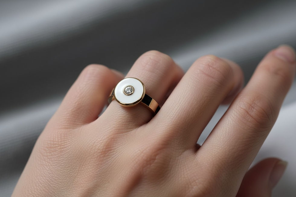 Miniaturbild: Muttermilchschmuck Fingerring „Fredy“ – 11,7 mm Füllfläche mit Monatsstein