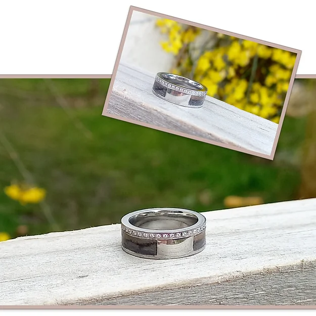 Tierhaarschmuck Fingerring mit Zirkonias und Fell, Asche oder Blüten