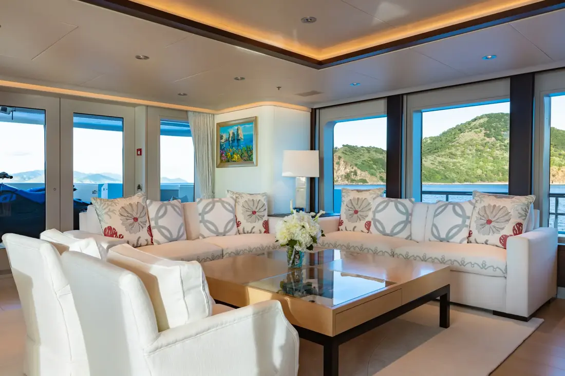 Bella, 148 ft motor yacht, photo 4 of 5