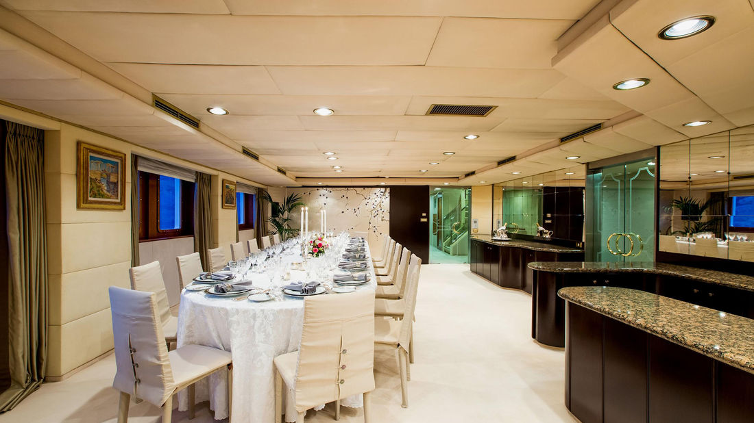 Esmeralda, 200 ft motor yacht, photo 4 of 4