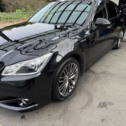 黒いお車も蘇ります!