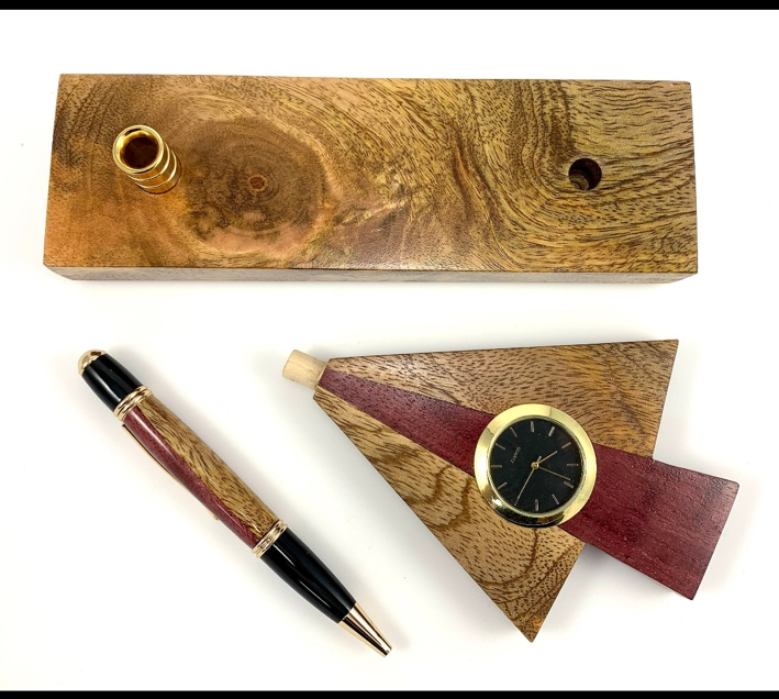 Thumbnail: Mango and Purpleheart Wood Clock and Pen Desk Set
