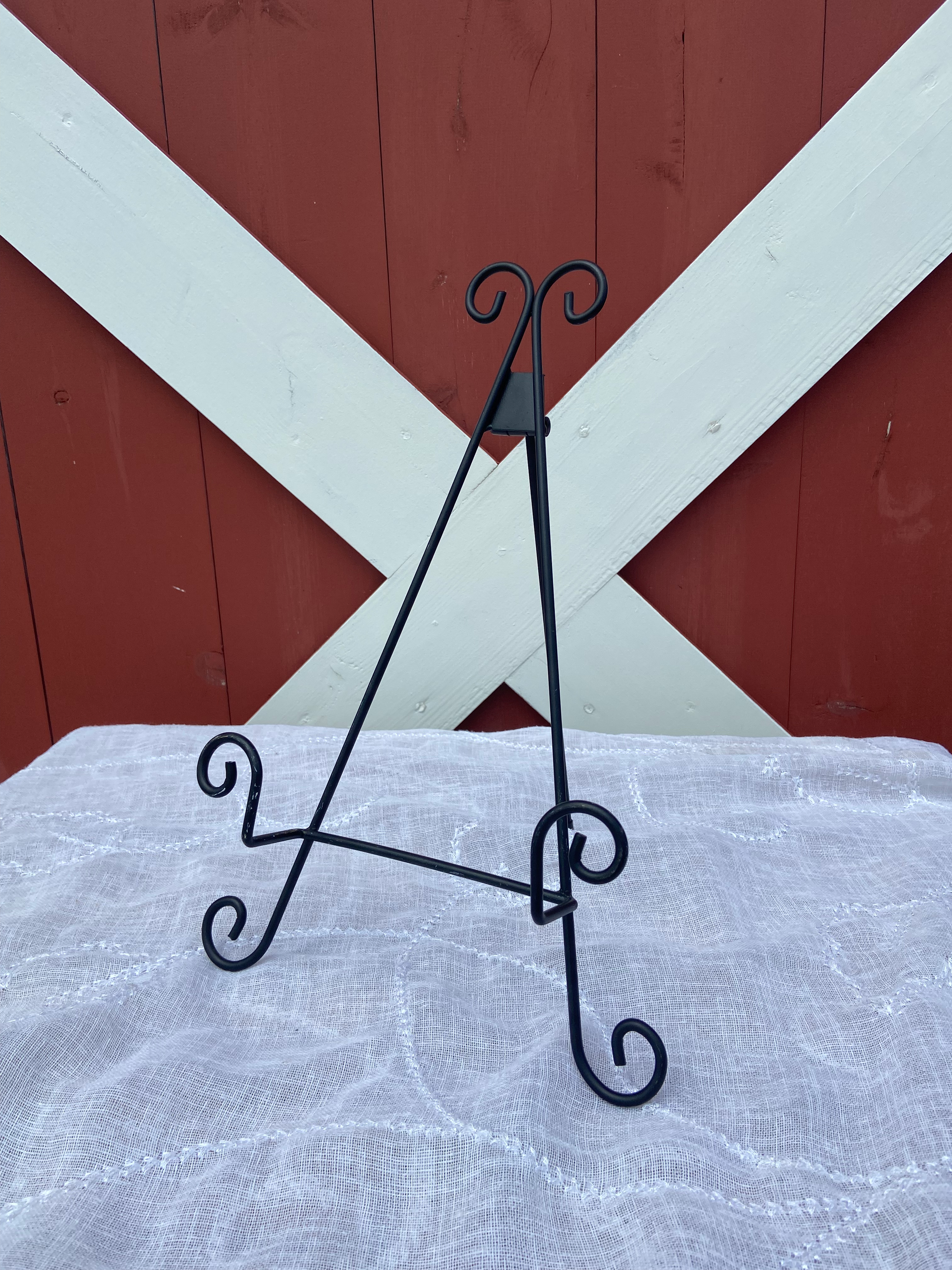 Small Black Metallic Easel