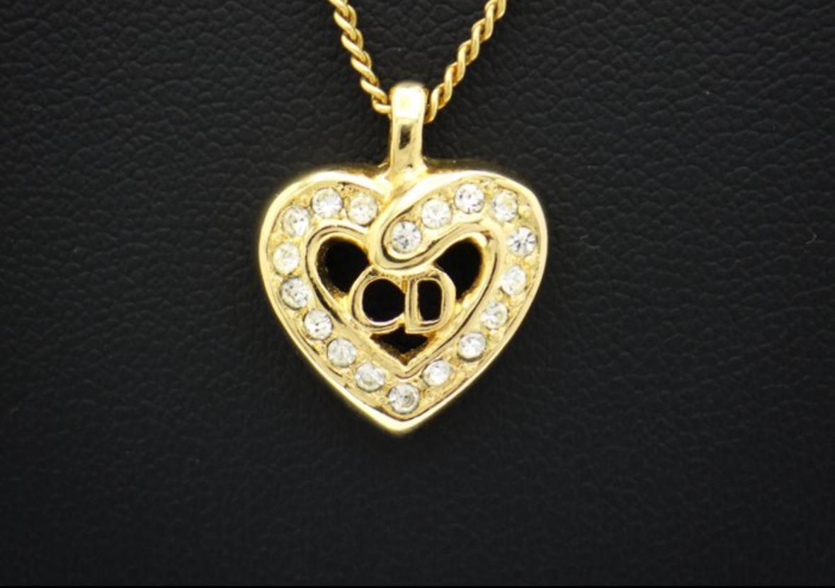 Collier Christian Dior Cœur Strass – Élégance intemporelle