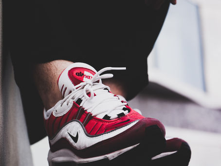 Quelles sneakers porter pour un rendez-vous professionnel ?