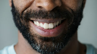 Soins dentaires pour homme : guide complet pour une hygiène parfaite