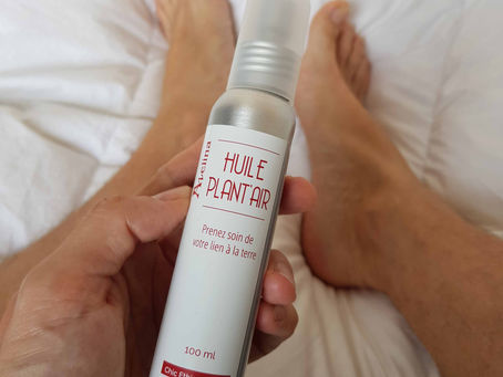 J'ai testé l'huile pour pieds secs Plant'air d'Azelina, mon avis