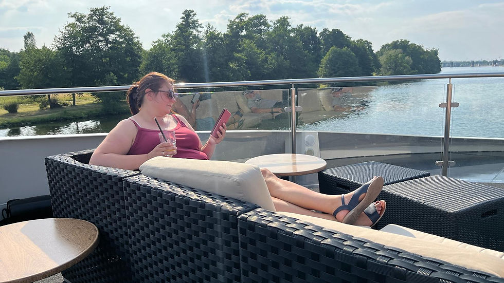 Ob auf dem Schiff auf der Donau, ....