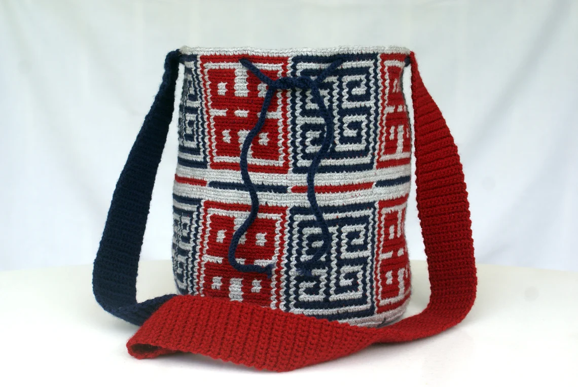 Wayuu Crochet handmade Bag greek key