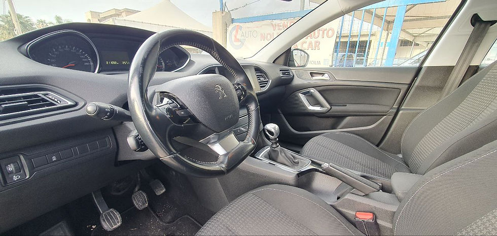 Miniatura: Peugeot 308 BlueHDi 100 S&S SW Active