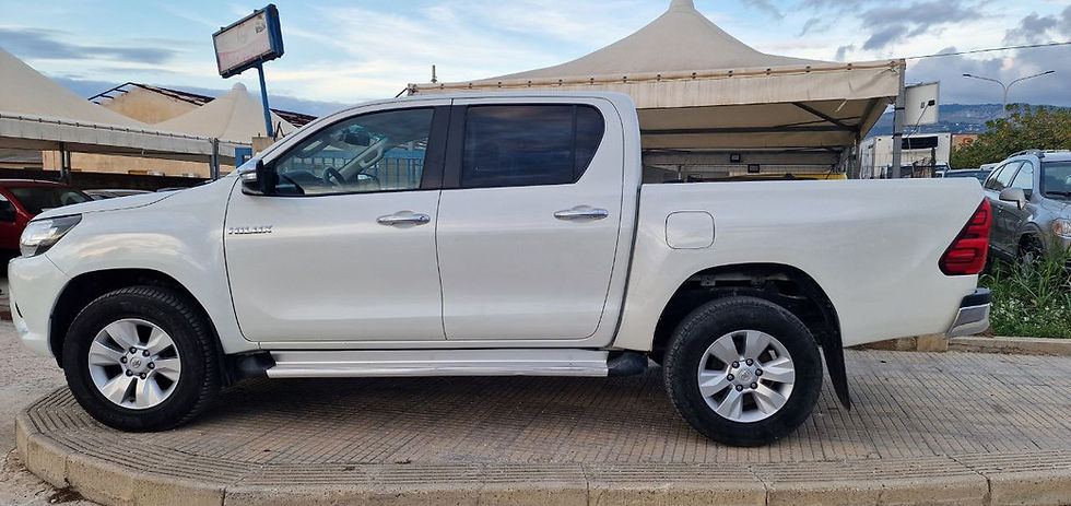 Miniatura: Toyota Hilux 2.4 D-4D 2WD 4 porte Double Cab Loung