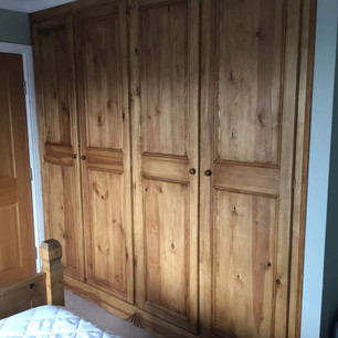 Rustic brown fitted wardrobe
