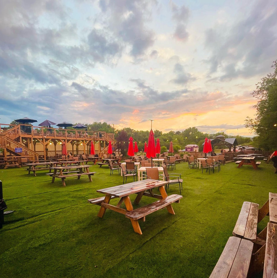 Tin Barn Brewing Hudson Valley Sunset Over Patio