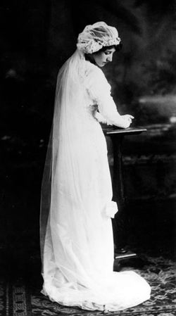 AB36 Rosalie Hamilton Allardt in her wed