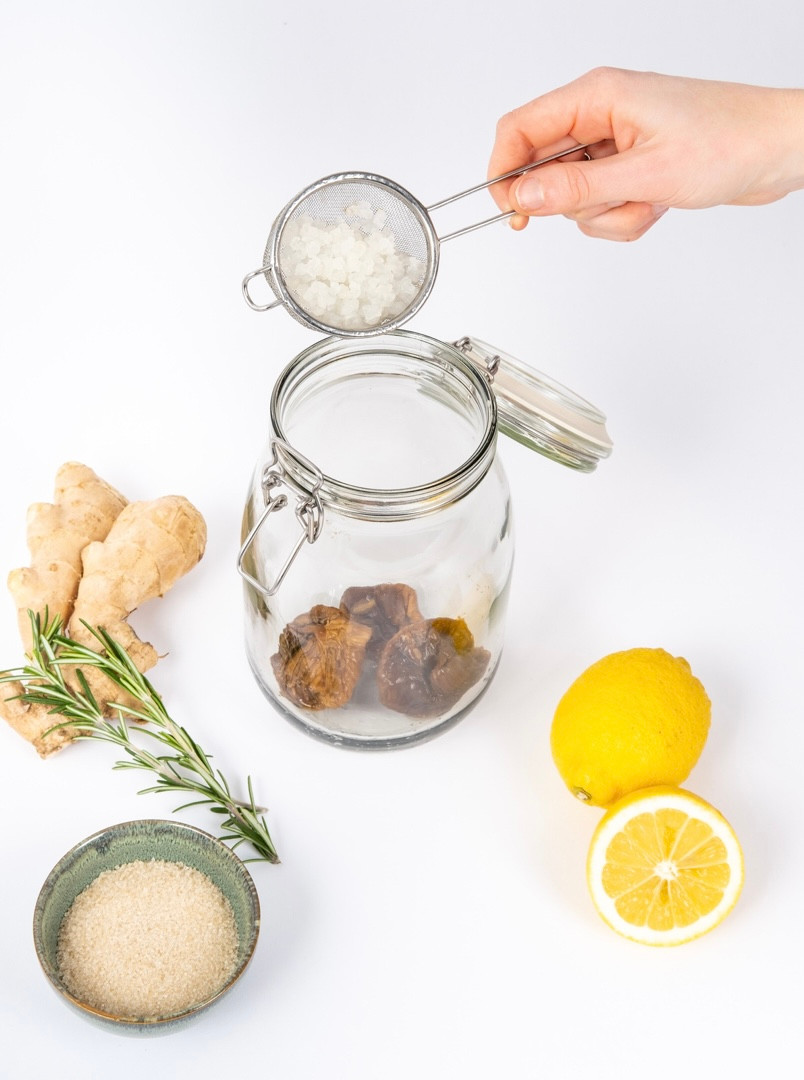 Fruit kefir , zelfgemaakte fruit kefir , biologische kefir