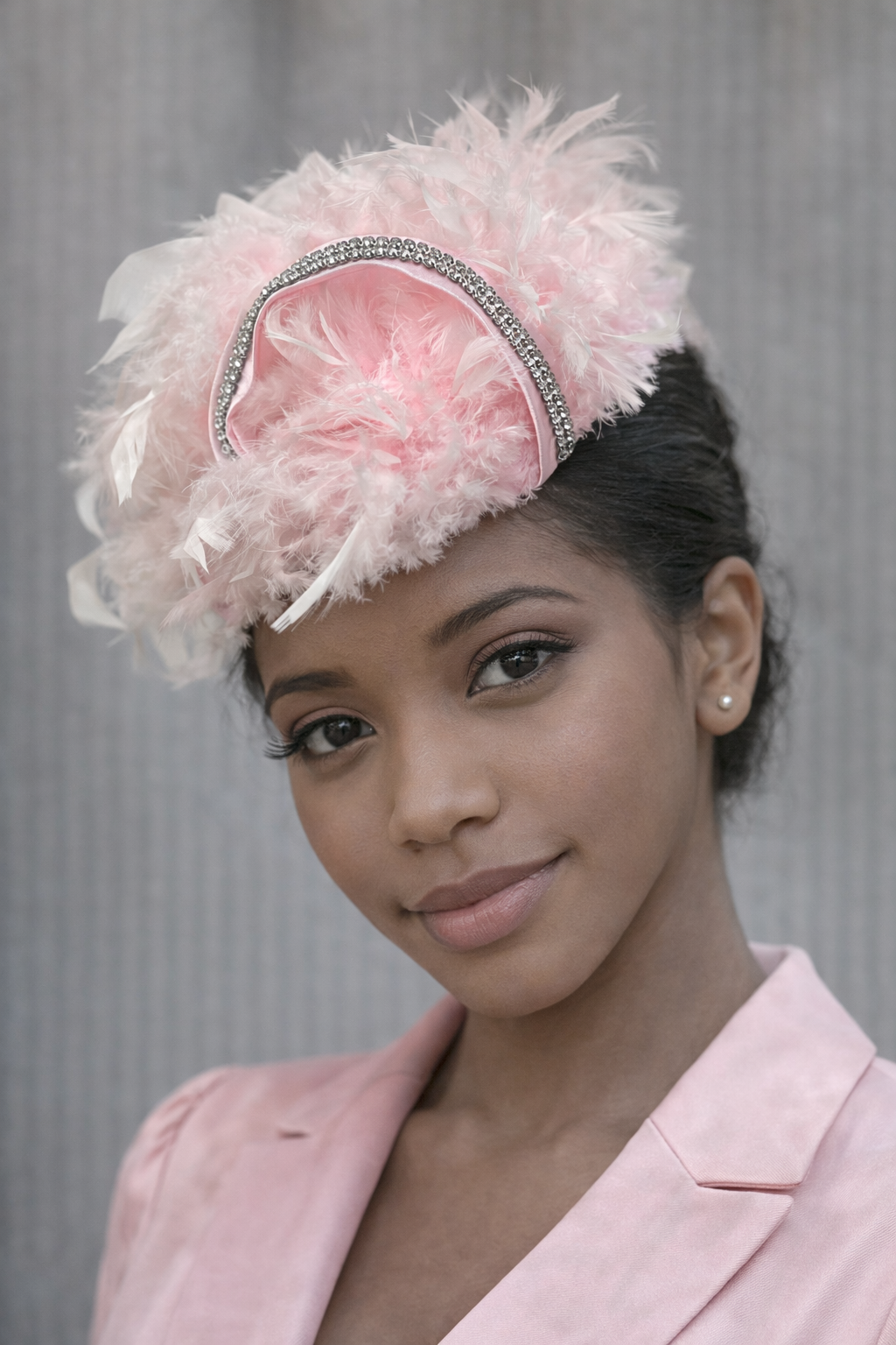 “VINTAGE GLAMOUR” PINK SILK PILLBOX HAT