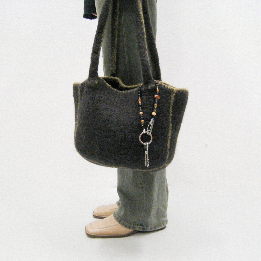 FELTED WOOL BAG