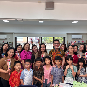 Kejutan Haru di Hari Ibu Internasional (Mei 2026): Tujuh Anak Grade 1 Nyanyikan Ting Wo Shuo Xie Xie Ni