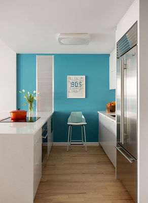 KEEP KITCHEN CLUTTER AT BAY WITH AN APPLIANCE GARAGE!
